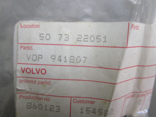 *NEW OEM* (LOT OF 2) 0770 Volvo Penta Hex Socket Screw 941807