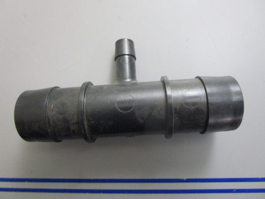 *NEW OEM* 0820 Volvo Penta Connector 21859706