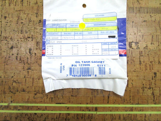 *NEW OEM* 0750 OMC Johnson Evinrude GASKET OIL TANK 123906 0123906