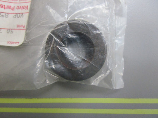 *NEW OEM* 0810 Volvo Penta Washer 853026