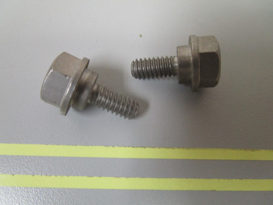 *NEW OEM* (LOF OF 2) 0810 OMC Johnson Evinrude Screw 310053 0310053