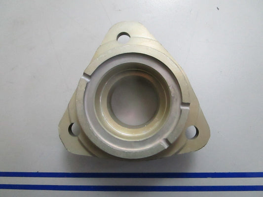*NEW OEM* 0820 OMC Johnson Evinrude Crankcase Head 335498 0335498