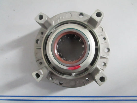 NEW OEM 387432 0387432 OMC Johnson Evinrude Crankcase Head & Bearing 0820
