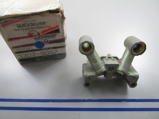 *NEW OEM* 0810 Mercury Quicksilver Venturi 3302-9057