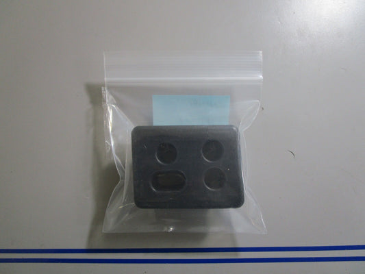 *NEW OEM* 0810 Suzuki Grommet 36656-95501