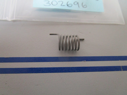 *NEW OEM* 0810 OMC Johnson Evinrude Throttle Shaft Spring 302696 0302696