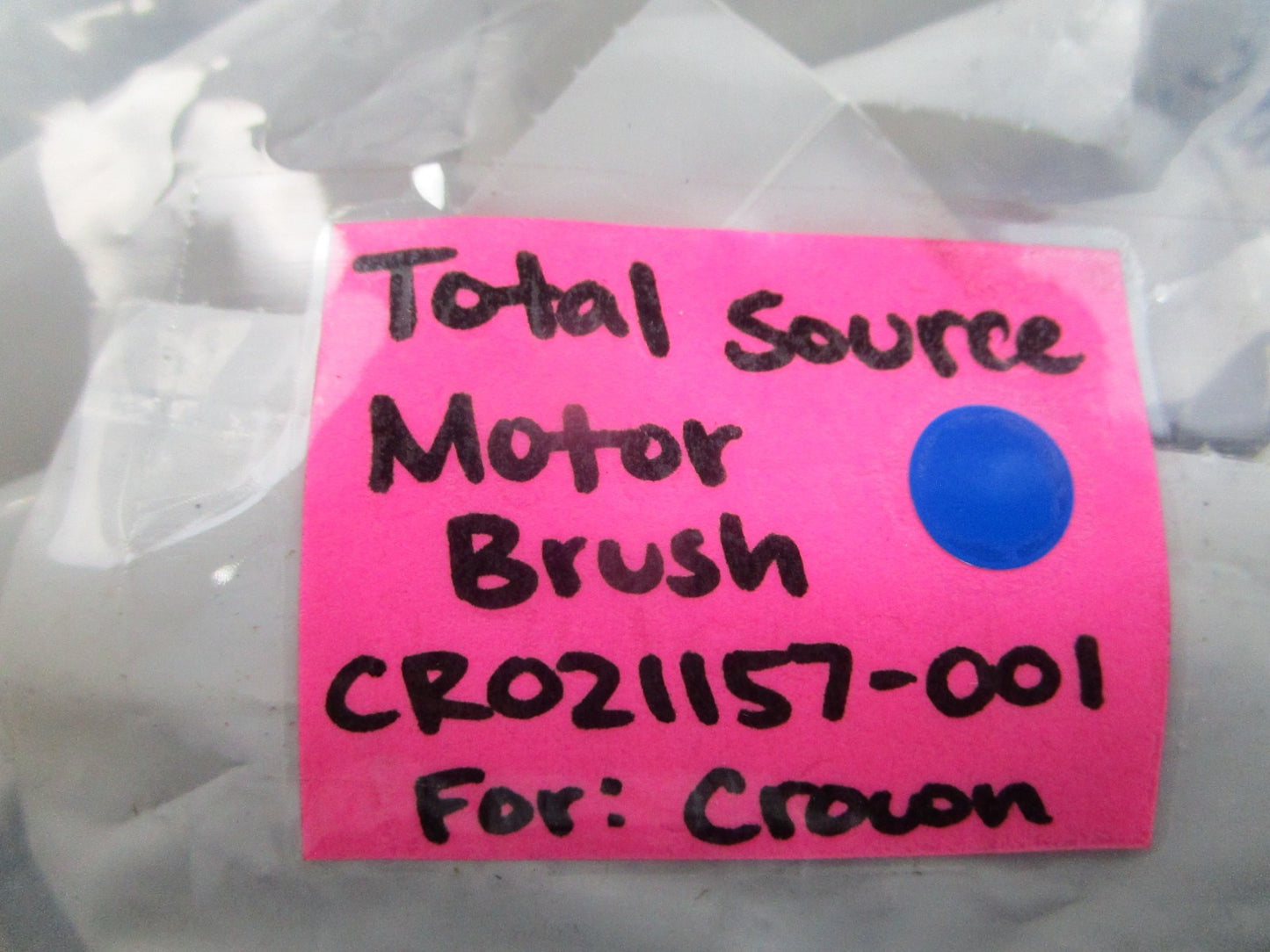 *NEW* 0810 Total Source Motor Brush CR021157-001 For: Crown