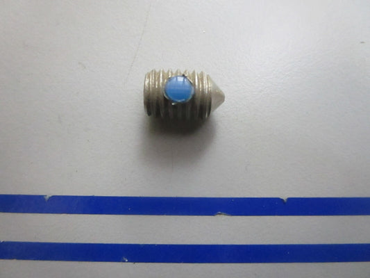 *NEW OEM* 0810 Volvo Penta Set Screw 946847