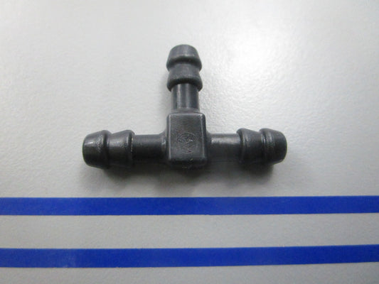 NEW OEM 313537 0313537 OMC Johnson Evinrude Tee Fitting 0810