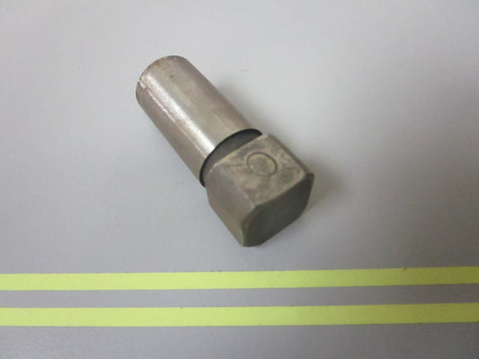 *NEW OEM* 0810 Volvo Penta Coupling Clutch Pin 802726