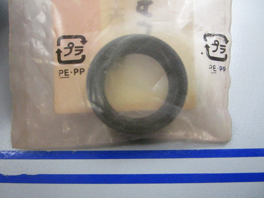 *NEW OEM* 0810 Honda Seal 91201-HC5-003