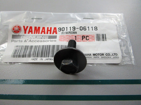 NEW OEM 90119-06118-00 Yamaha Bolt 0810