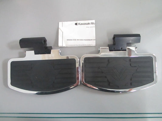 NEW OEM K46000-418C Kawasaki Nomad Floorboards 0820