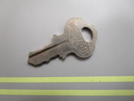 *NEW OEM* 0810 OMC Johnson Evinrude Ignition Key KF35 501550 0501550