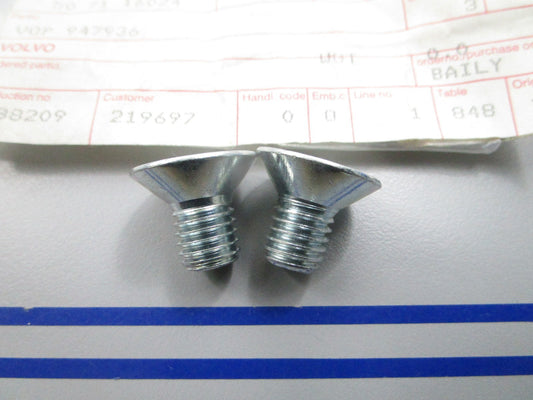 *NEW OEM* (LOT OF 2) 0810 Volvo Penta Hexagon Socket Screw 947936