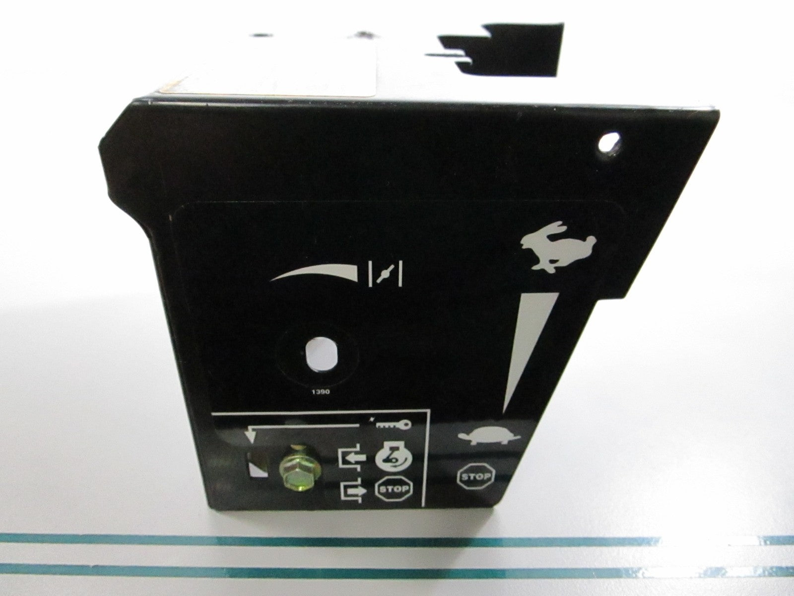 NEW OEM 35072A Tecumseh Carburetor Cover 0810