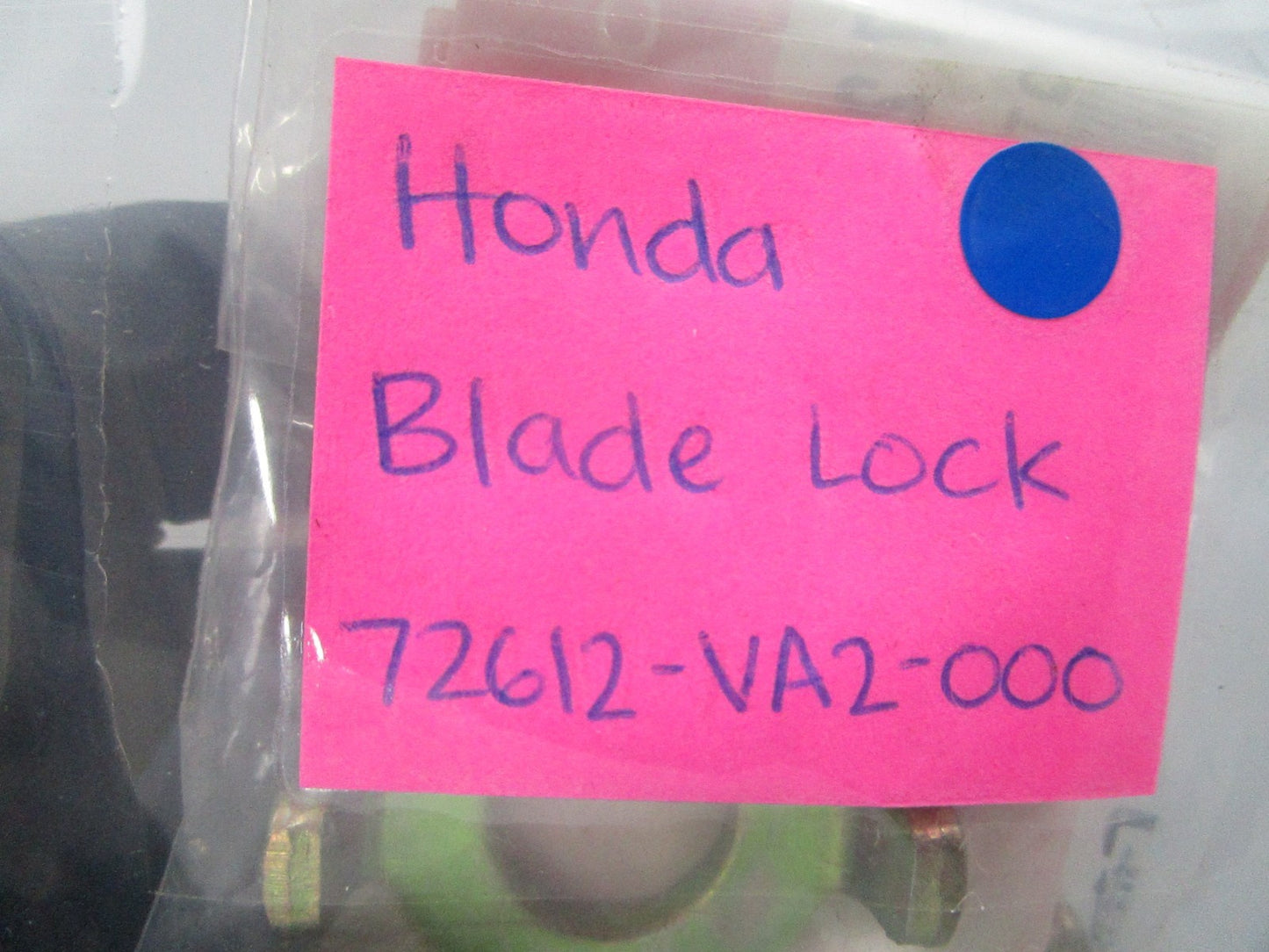 NEW OEM Honda 72612-VA2-000 Blade Lock 0810