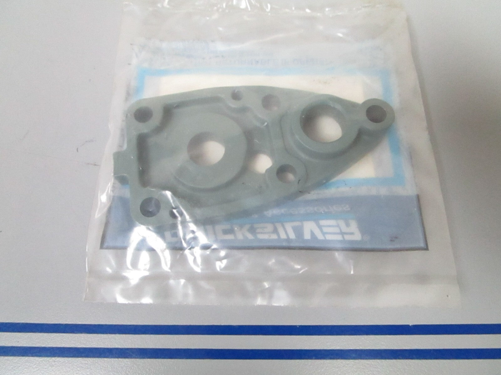 *NEW OEM* 0810 Mercury Quicksilver Plate 814457M