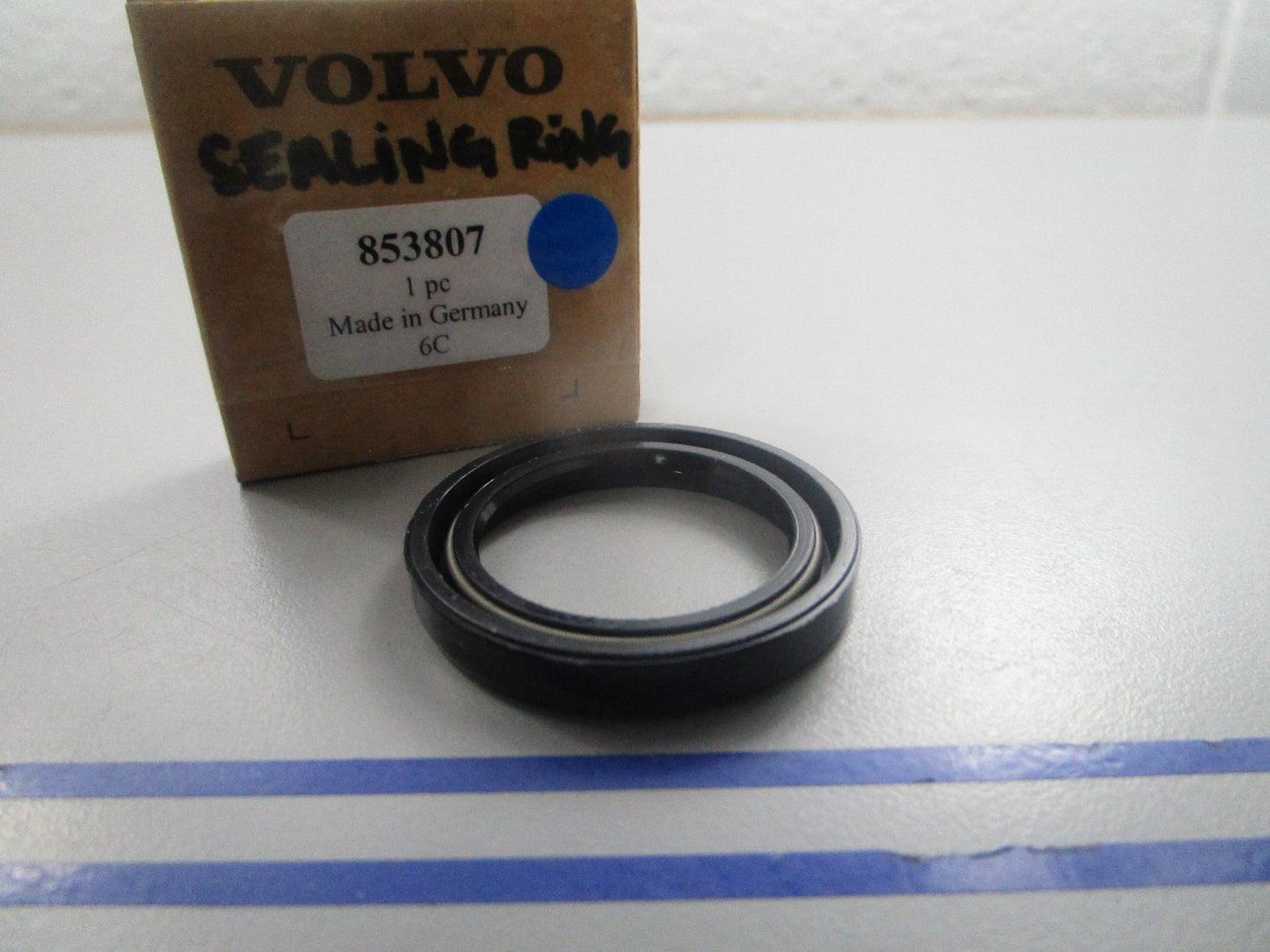 NEW OEM Volvo Penta 853807 Sealing Ring 0810
