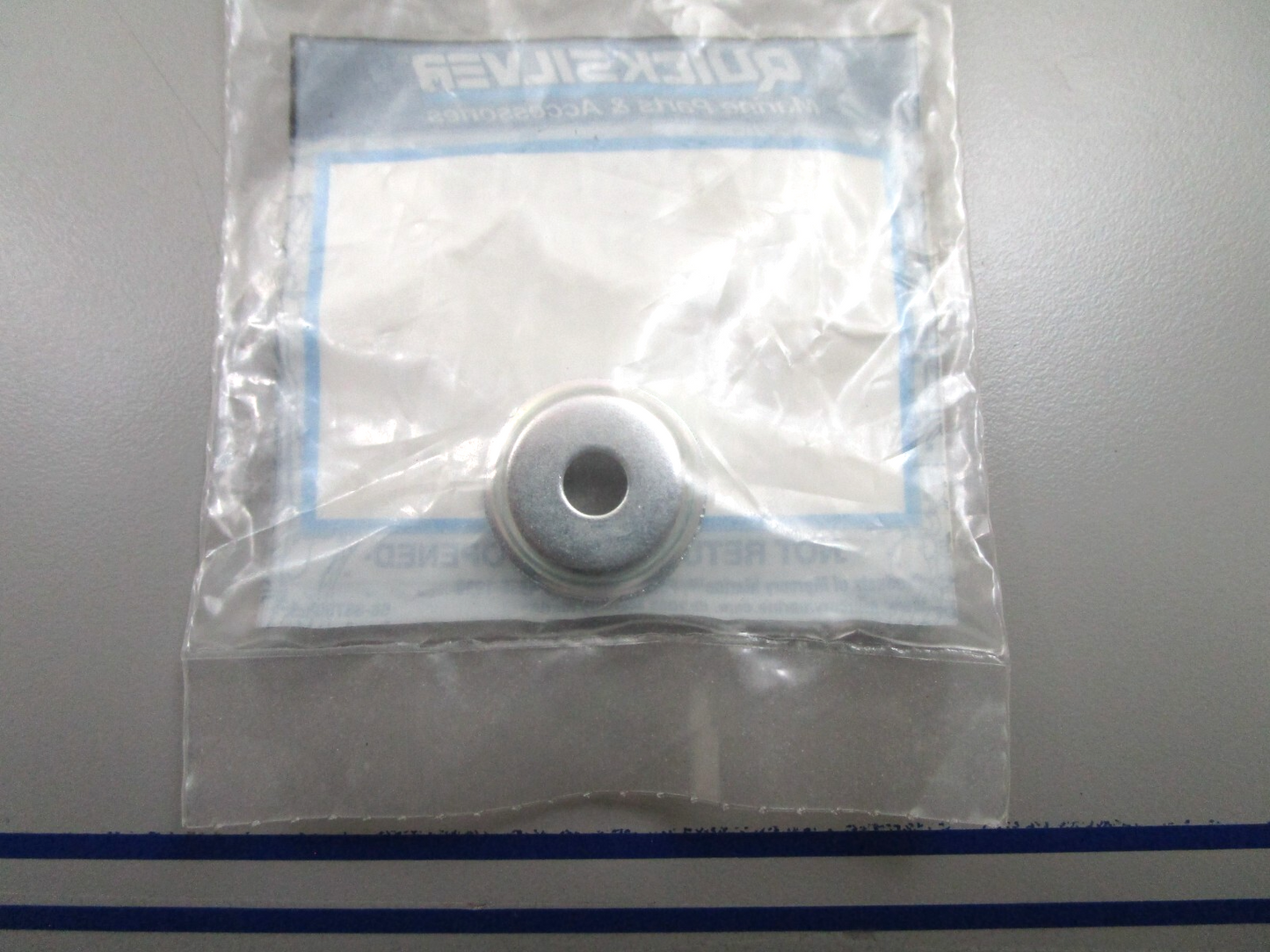 *NEW OEM* 0810 Mercury Quicksilver Gasket 27-82817M