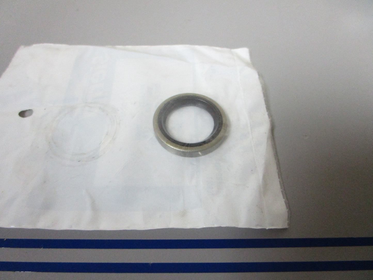 NEW 18-2026 Replaces: OMC 321453 0321453 Sierra Oil Seal 0720