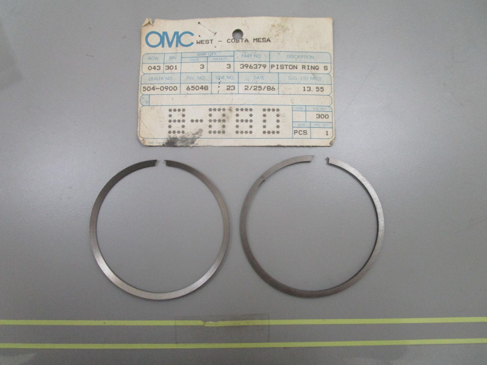*NEW OEM* 0810 OMC Johnson Evinrude Piston Ring Set 396379 0396379