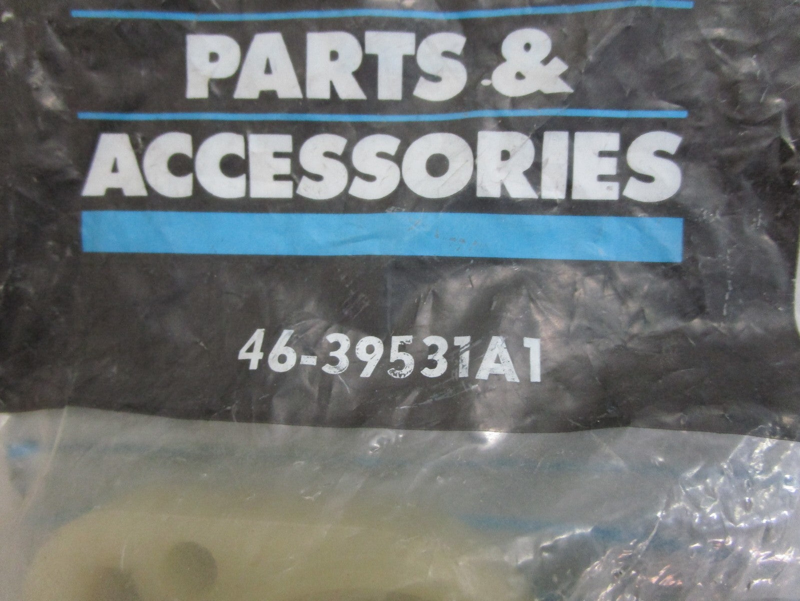 *NEW OEM* 0810 Mercury Quicksilver Water Pump Base 46-39531A1