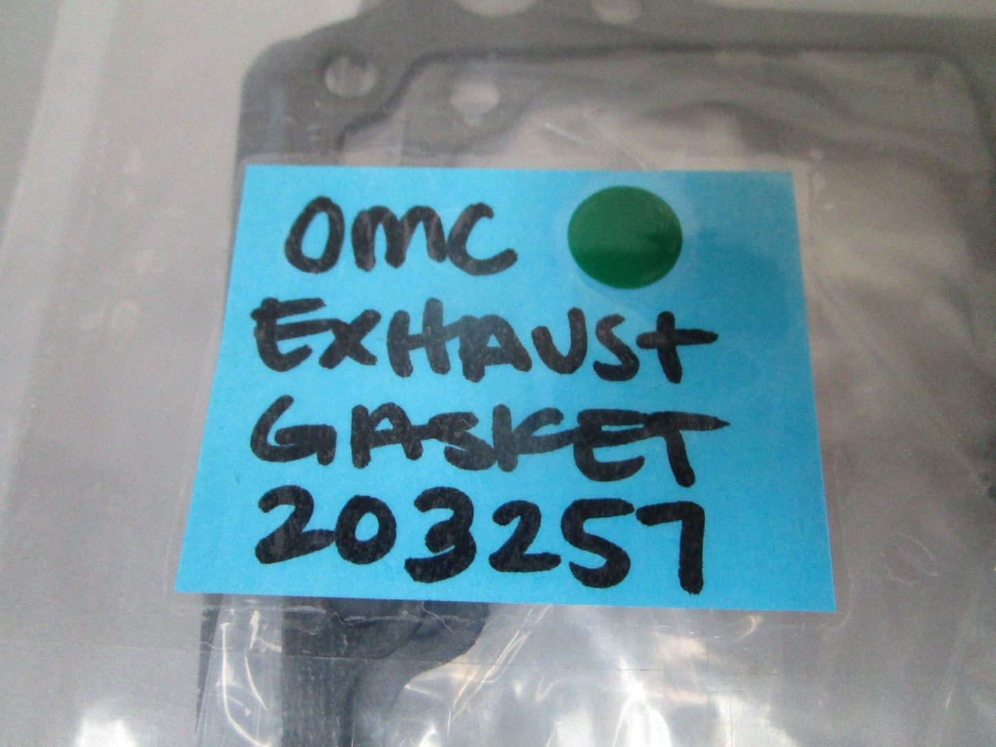 NEW OEM (LOT OF 2) 203257 0203257 OMC Johnson Evinrude Exhaust Gasket 0810