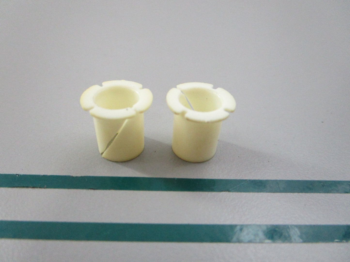 NEW OEM (LOT OF 2) 23-60762 Mercury Quicksilver Bushing 0810