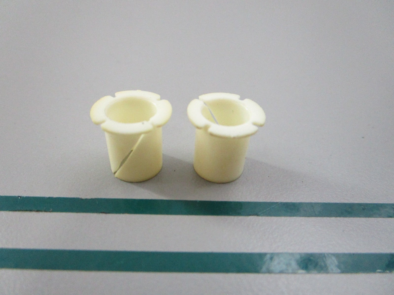 NEW OEM (LOT OF 2) 23-60762 Mercury Quicksilver Bushing 0810