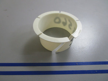 *NEW OEM* 0810 OMC Johnson Evinrude Bushing 318560 0318560