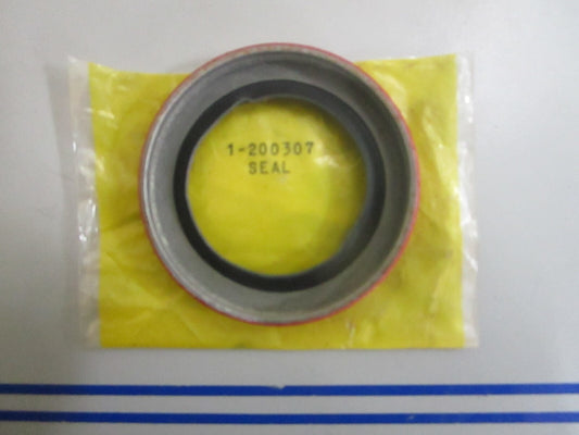 *NEW OEM* 0820 Cummins Oil Seal 200307