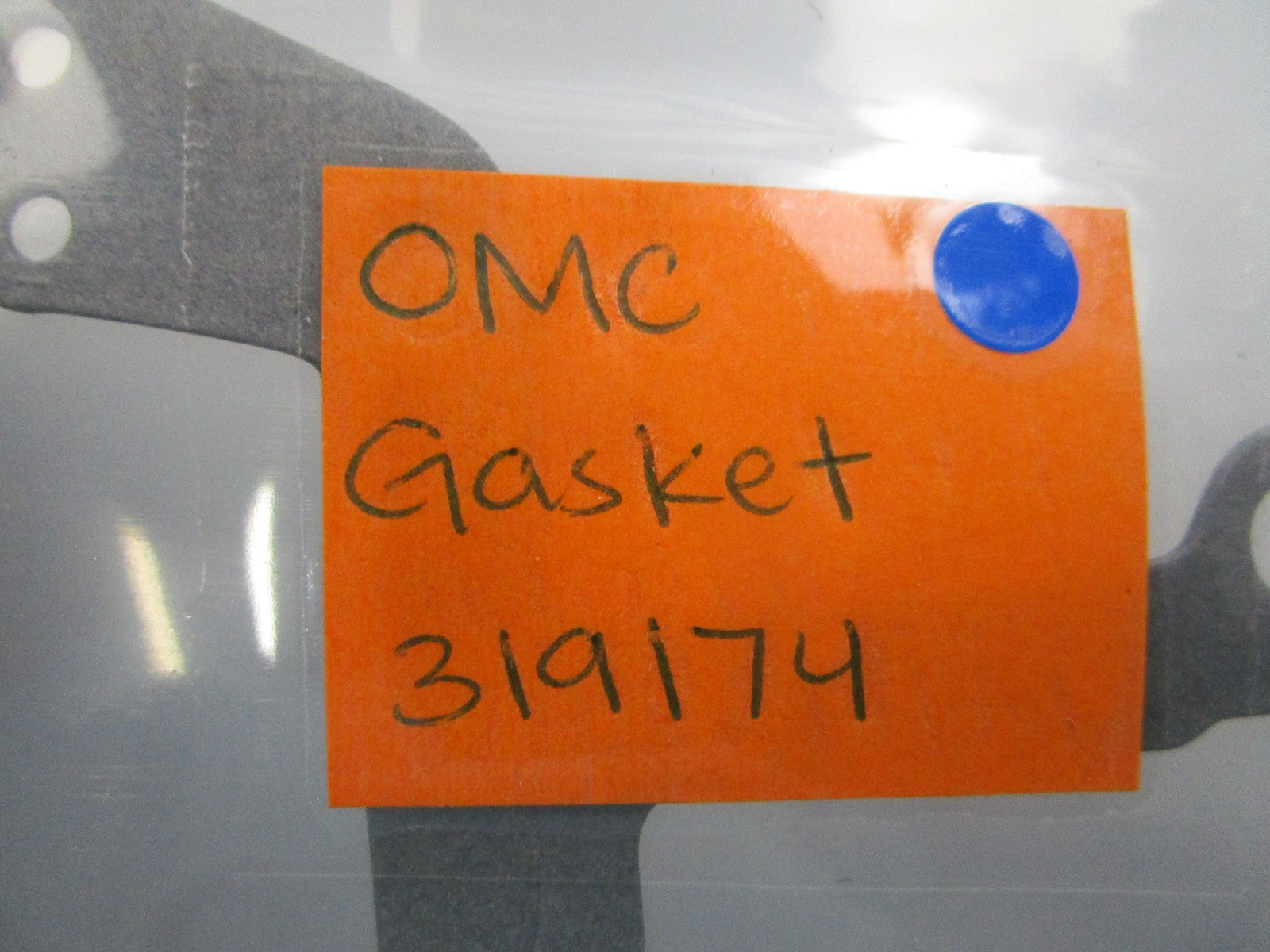 NEW OEM 319174 0319174 OMC Johnson Evinrude Gasket 0810