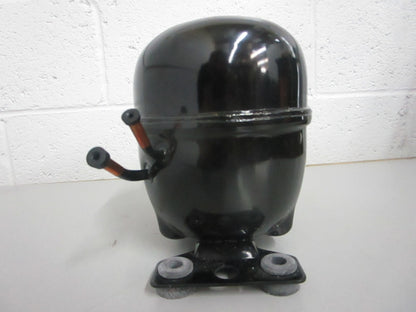*NEW OEM* 0820 Electrolux Compressor Assy 5304519758