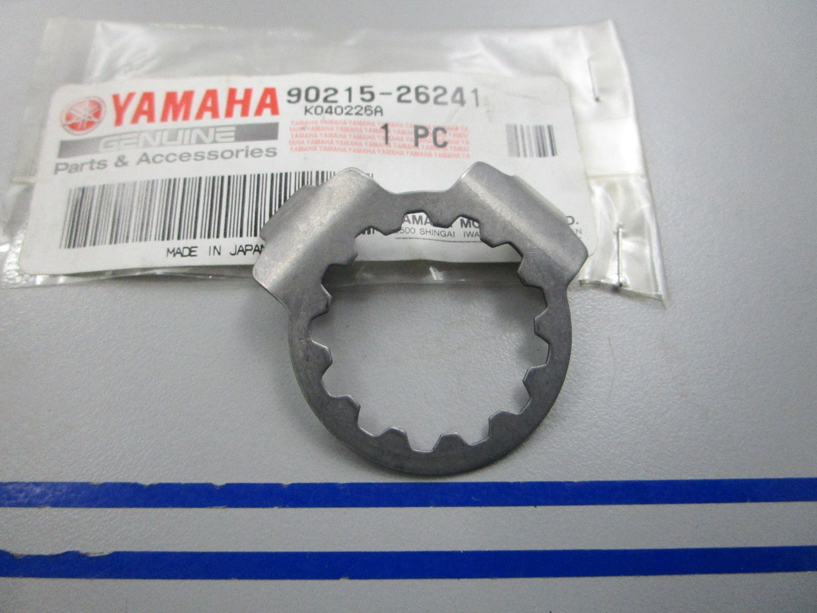 NEW OEM 90215-26241-00 Yamaha Lock Washer 0810
