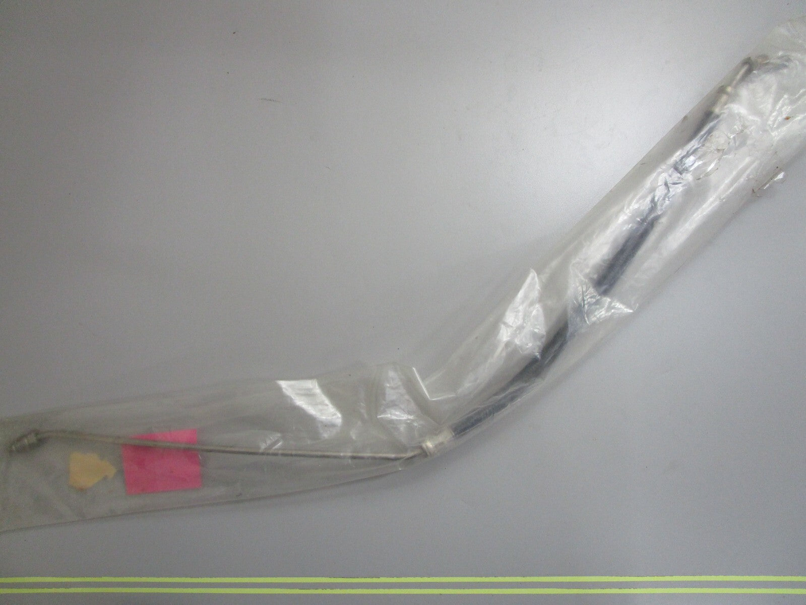 *NEW OEM* 0820 OMC Johnson Evinrude Oil Line 3853854