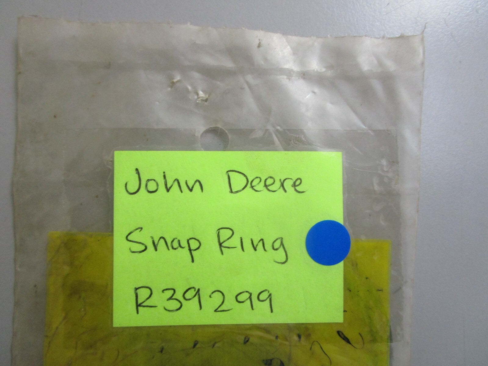 *NEW OEM* 0810 John Deere Snap Ring R39299