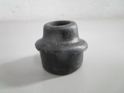 NEW OEM 11110033163 0033163 BMW Rubber Push Rod Grommet 0820