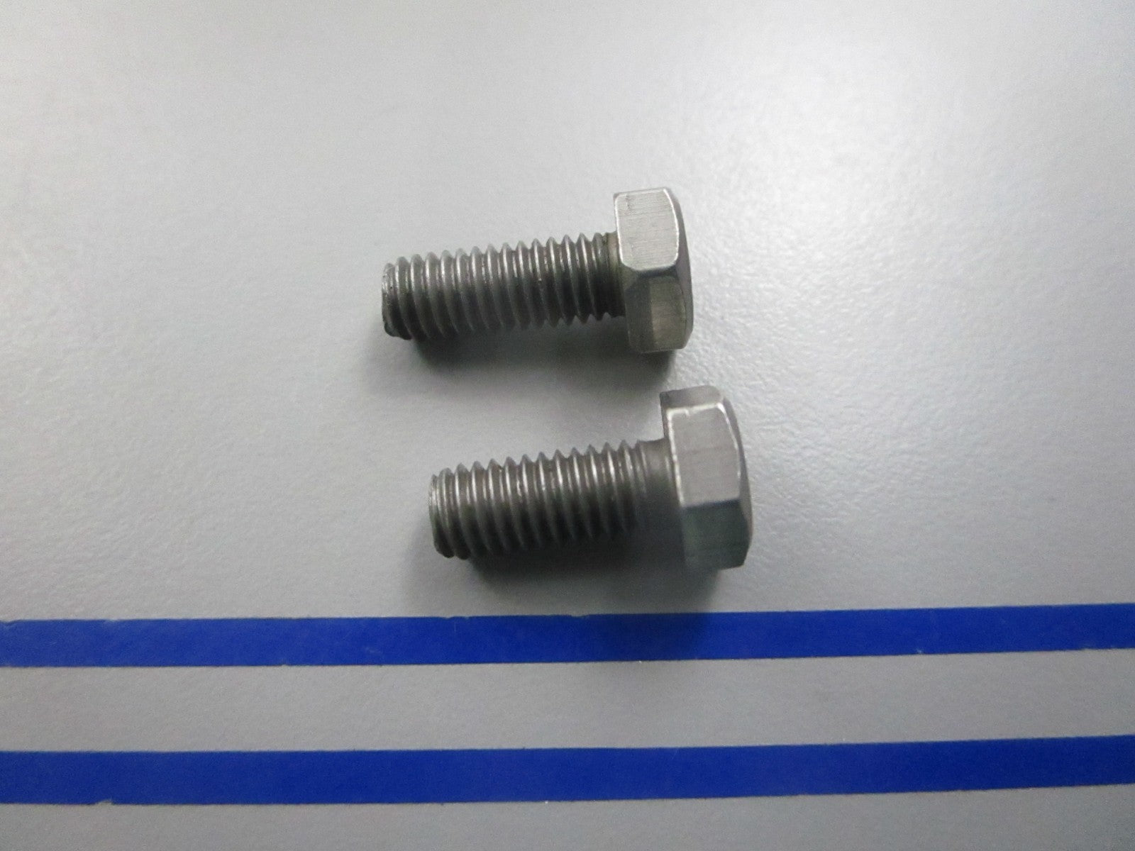 NEW OEM (LOT OF 2) 10-83395M Mercury Quicksilver Plate 0810