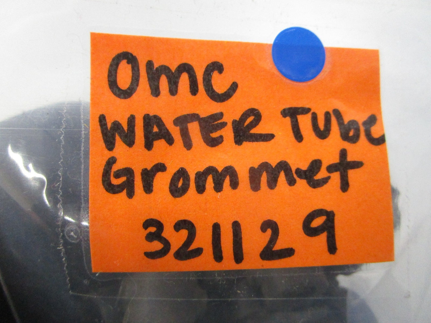 *NEW OEM* (LOT OF 2) 0810 OMC Johnson Evinrude Water Tube Grommet 321129 0321129