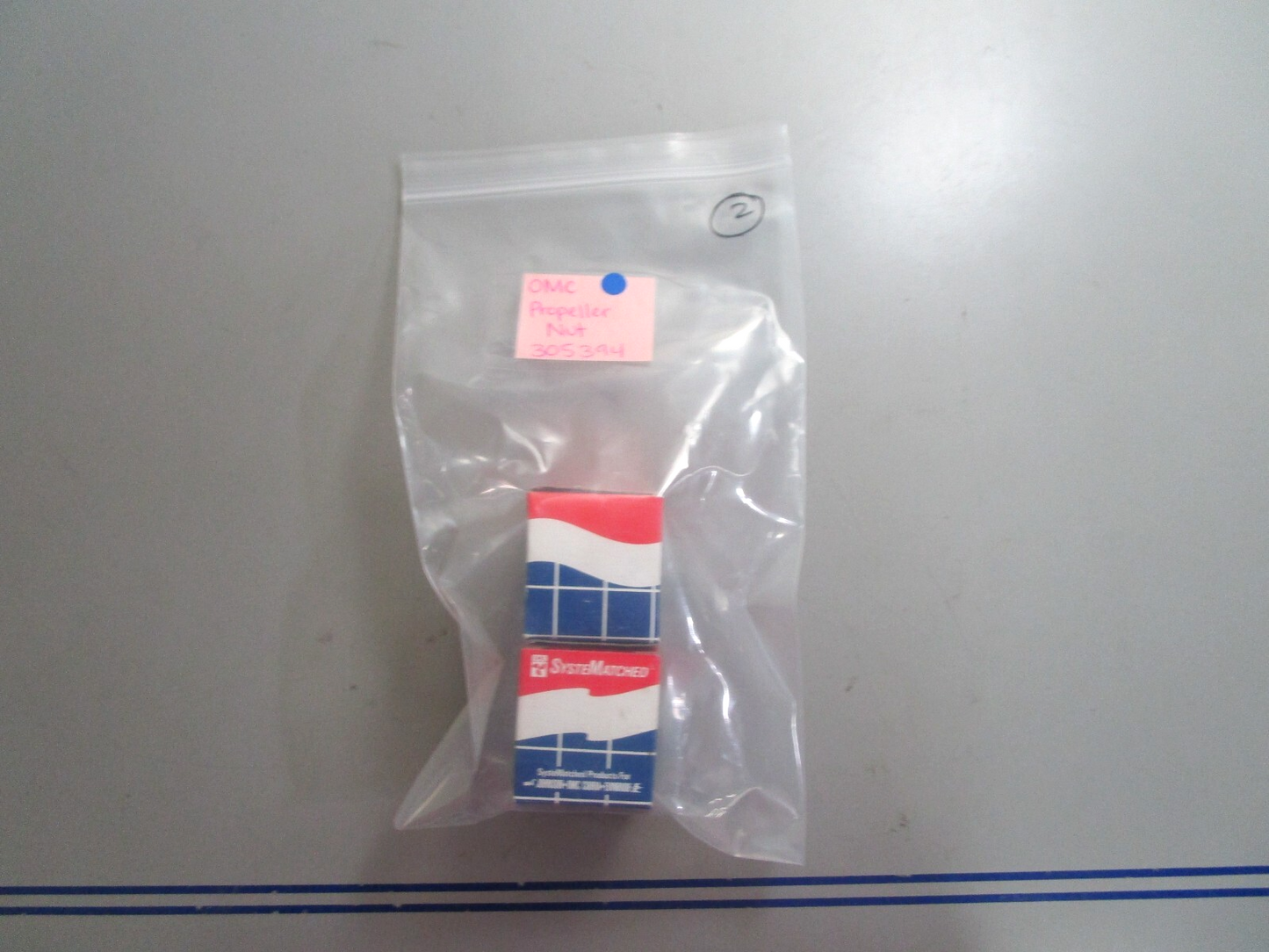 *NEW OEM* 0810 OMC Johnson Evinrude Propeller Nut 305394 0305394