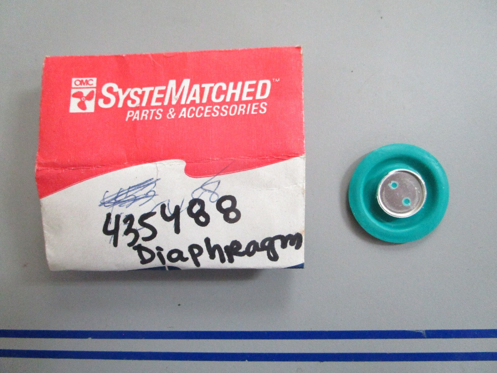 *NEW OEM* 0820 OMC Johnson Evinrude Fuel Pump Diaphragm 435488 0435488