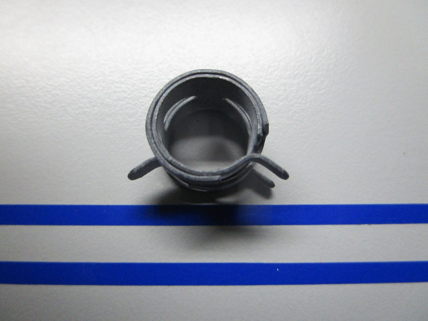 *NEW OEM* 0810 Suzuki Clip 09401-11425