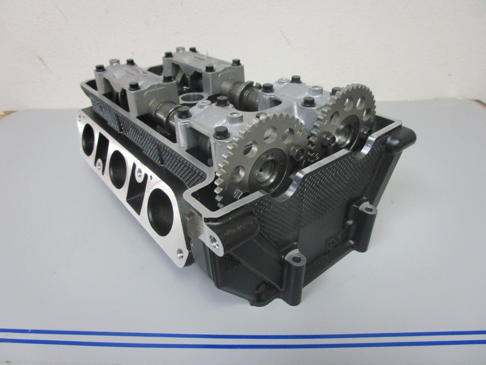 *NEW OEM* 0720 Yamaha Wave Runner Cylinder Head 6EY-11110-00-00