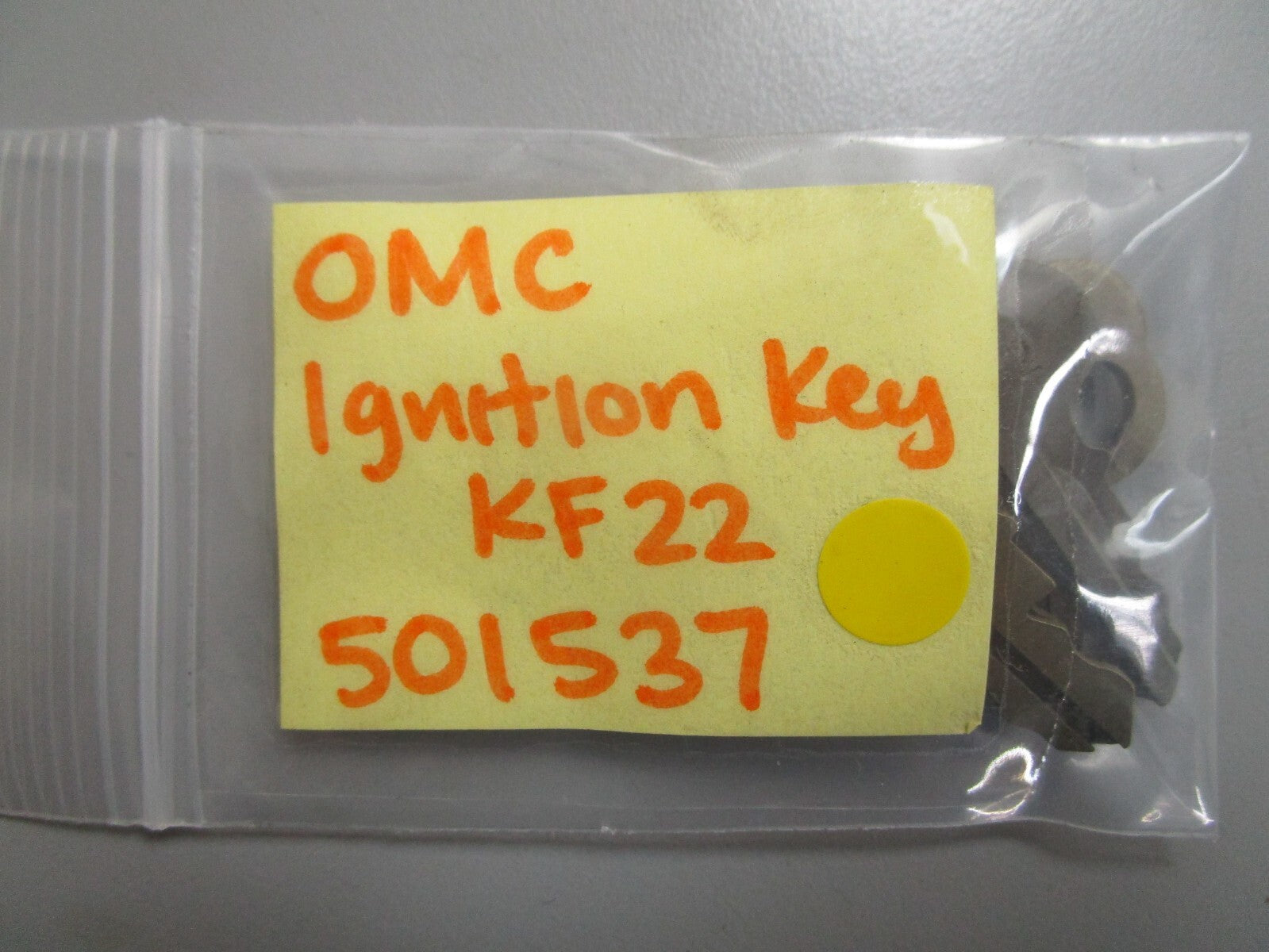 *NEW OEM* 0810 OMC Johnson Evinrude Ignition Key KF22 501527 0501527