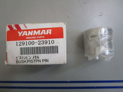 *NEW OEM* 0770 Yamaha Piston Pin Bush 129100-23910