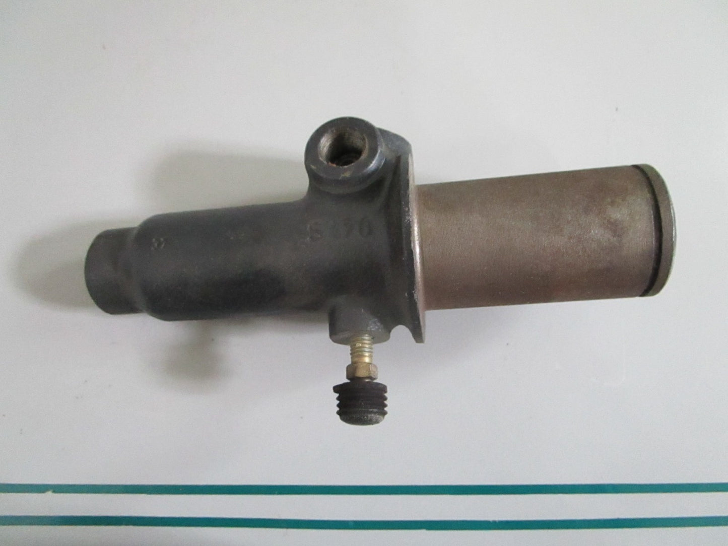 NEW OEM 0002952906 Merecedes-Benz Master Cylinder 0820