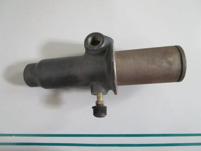 NEW OEM 0002952906 Merecedes-Benz Master Cylinder 0820