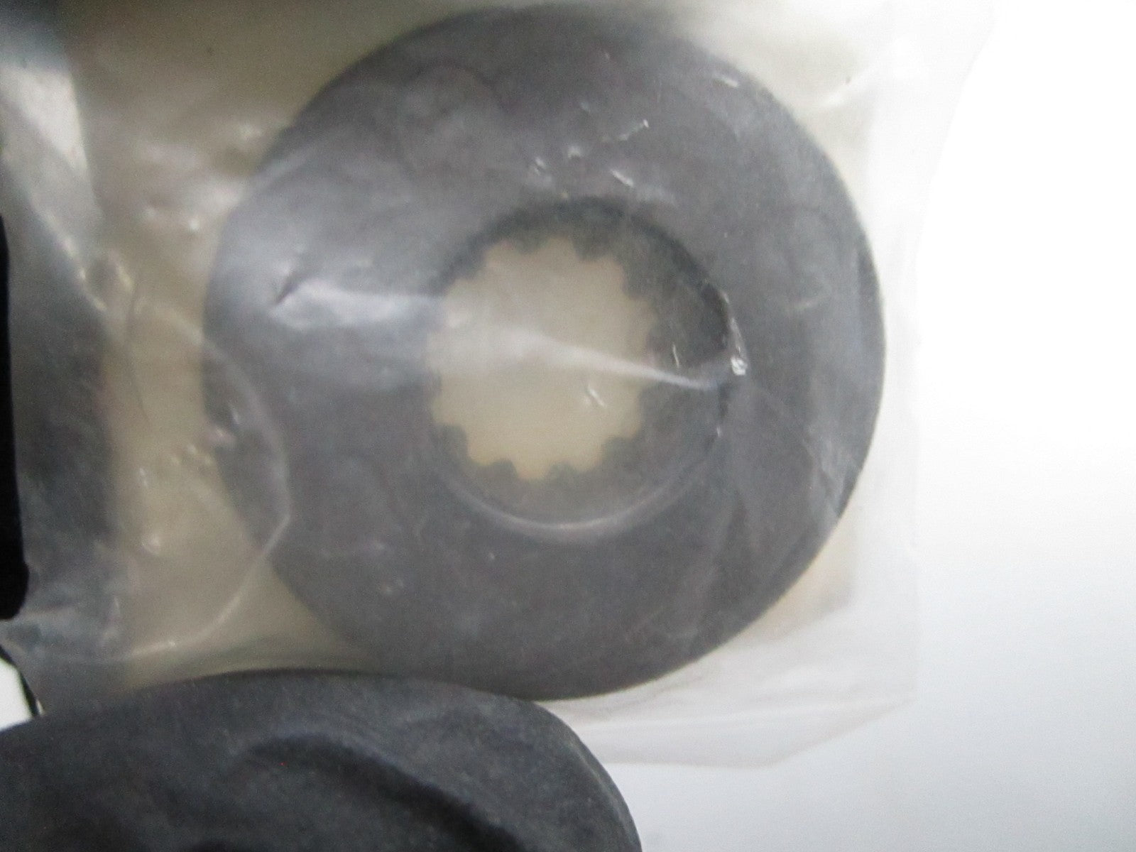 *NEW OEM* 0810 Tohatsu Prop Thrust Holder 369-64231-1 369642311