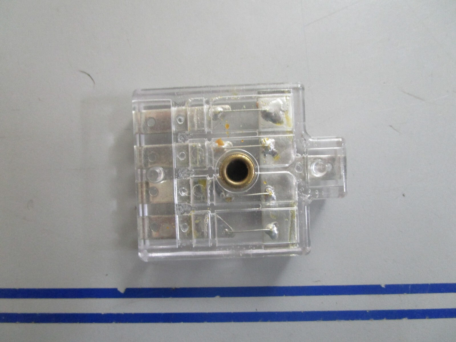 *NEW OEM* 0810 Volvo Penta Fuse Box 873566